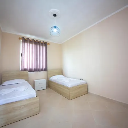 Ξενοδοχείο Gozhina Kryemëdhej