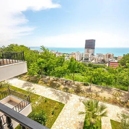 Gozhina Ξενοδοχείο Kryemëdhej