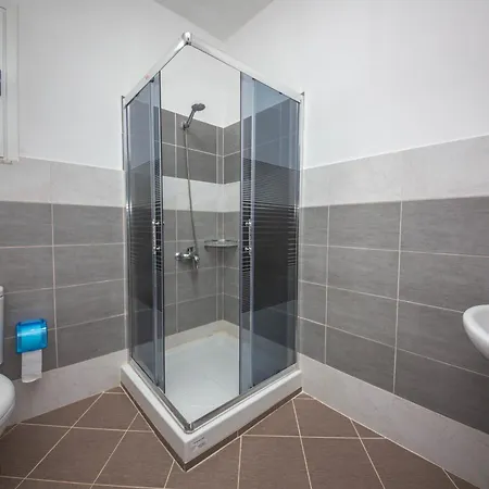Szálloda Gozhina 3*
