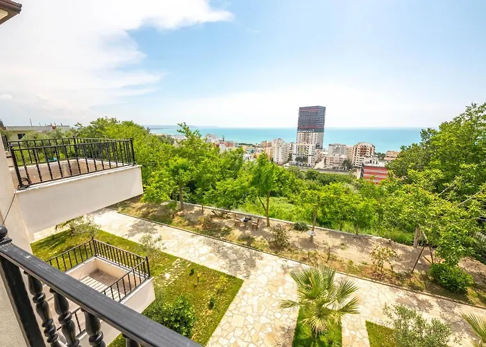 Gozhina Hotell Kryemëdhej